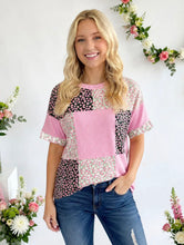 Load image into Gallery viewer, Pink & Black Ribbed Patchwork Floral Top
