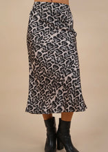 Load image into Gallery viewer, Black Leopard Midi Skirt
